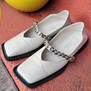 Tty&com Fashon shoes, Japanis White LEATHER Women's Shoes, Size 6.